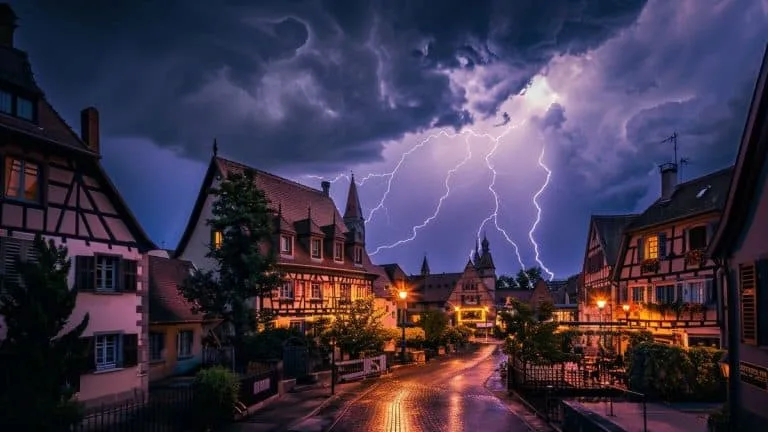 Alerte météo : Quelles précautions prendre face aux averses orageuses en Alsace ce jeudi ?