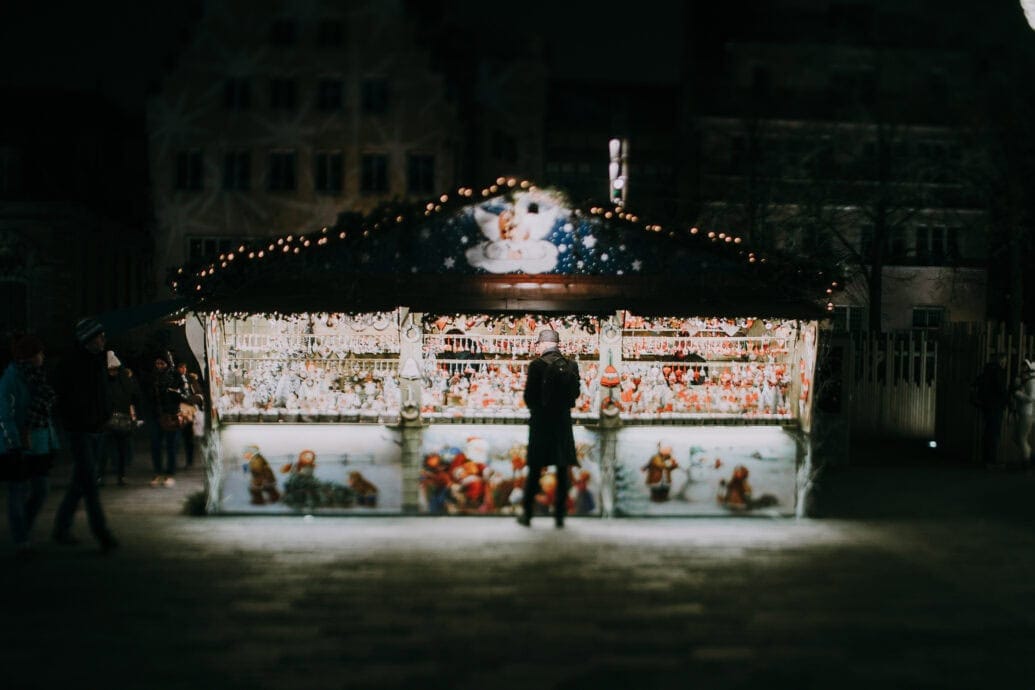 Märkte von Weihnachten 2024 in Steinbourg - Alsace Voyage découvrez le marché de noël de steinbourg 2024, un événement féérique où artisanat, gastronomie locale et animations festives s'unissent pour célébrer la magie des fêtes. idéal pour les familles et les amateurs de traditions, venez vivre un moment inoubliable dans une ambiance chaleureuse!