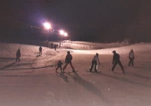 découvrez ski le frenz, votre destination idéale pour profiter des meilleures pistes de ski, des paysages enneigés et d'une expérience inoubliable en montagne. que vous soyez débutant ou expert, plongez dans l'aventure du ski dans un cadre exceptionnel.