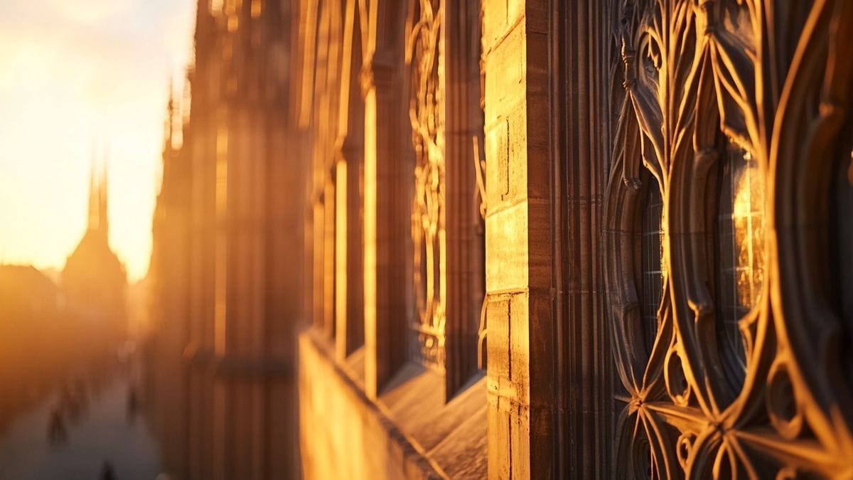 Exploration du Patrimoine : Les Mystères de la Cathédrale de Strasbourg révélés dans une Monographie