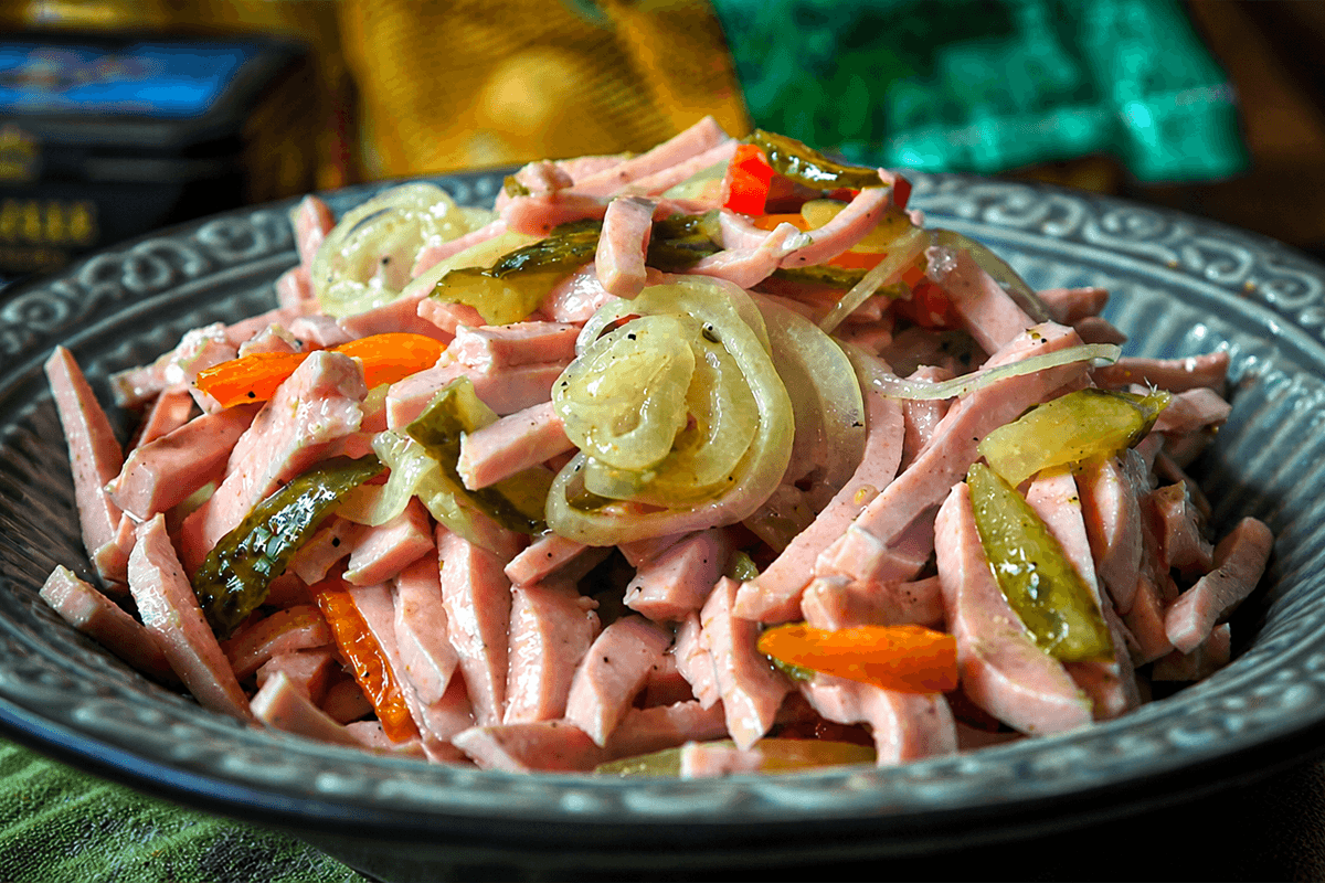 Réussir la véritable salade de saucisse de viande alsacienne